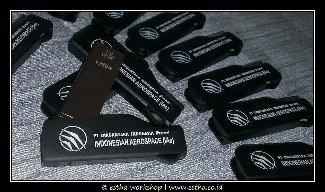 Laser Engrave Flashdisk Laser Engrave Flashdisk